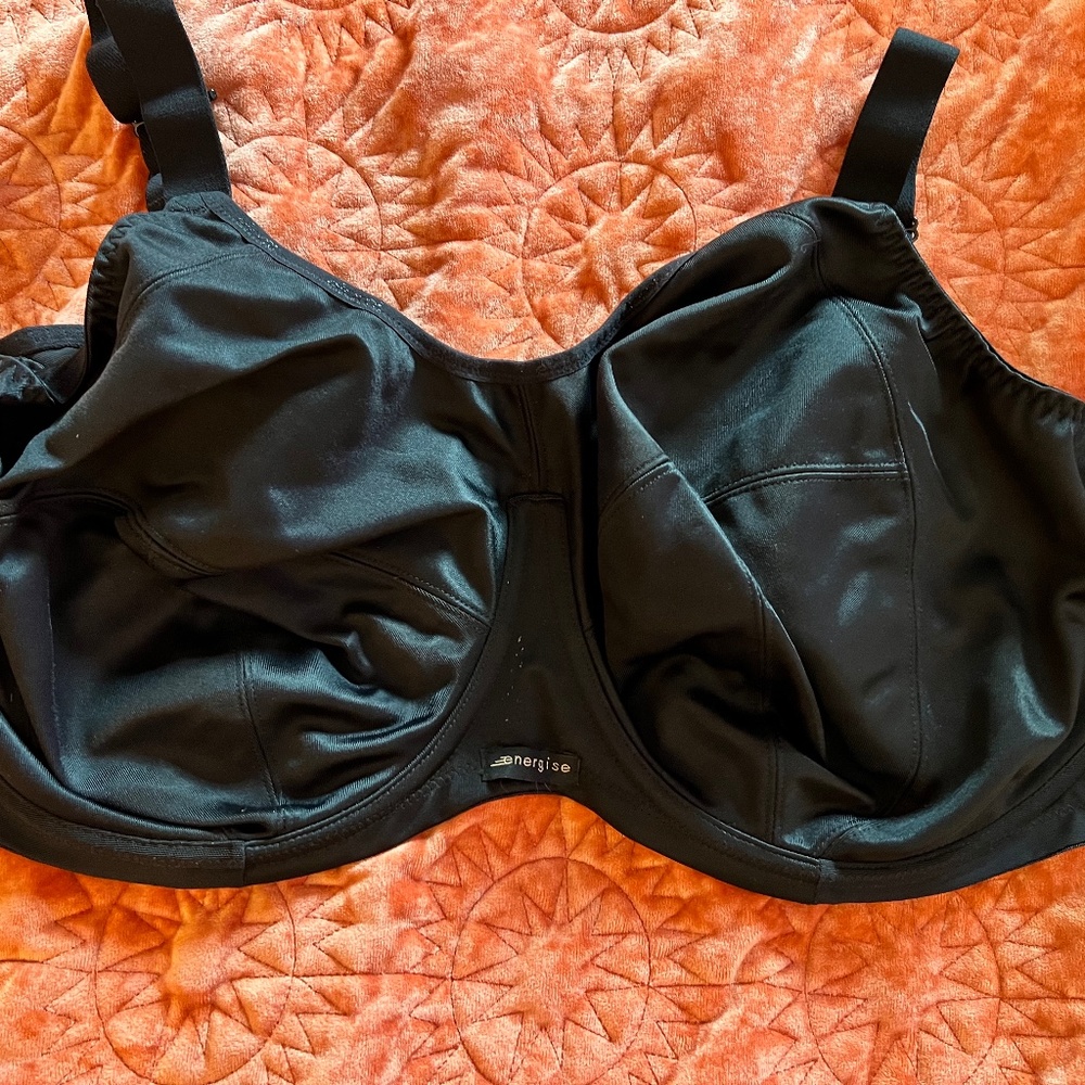 Elomi Energise Underwire Sports Bra with J Hook EL8041 Size 38K US / 38H UK